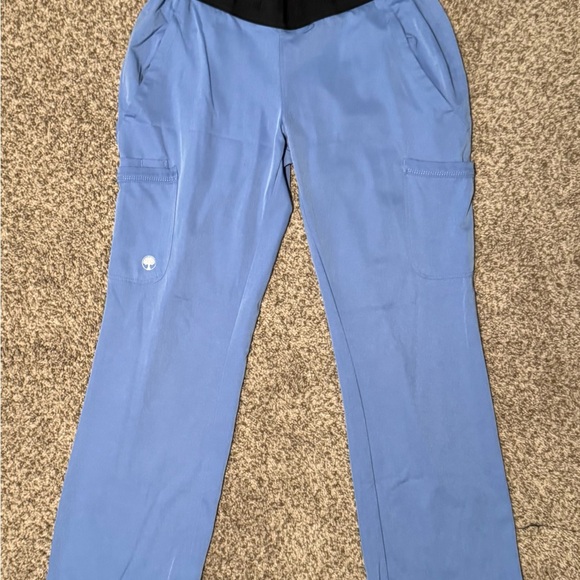 Healing Hands Scrub Set - Picture 5 of 7